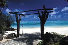 Pacific Resort Aitutaki - archway 